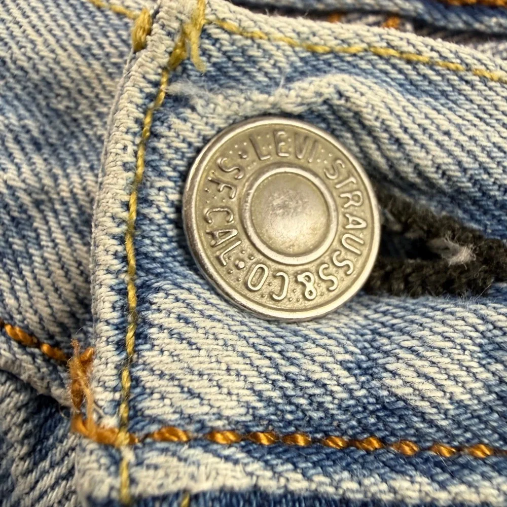 Levis 501 Original‎ Fit Jeans Mens 34x29 Light Wash Blue Denim Button Fly Pants